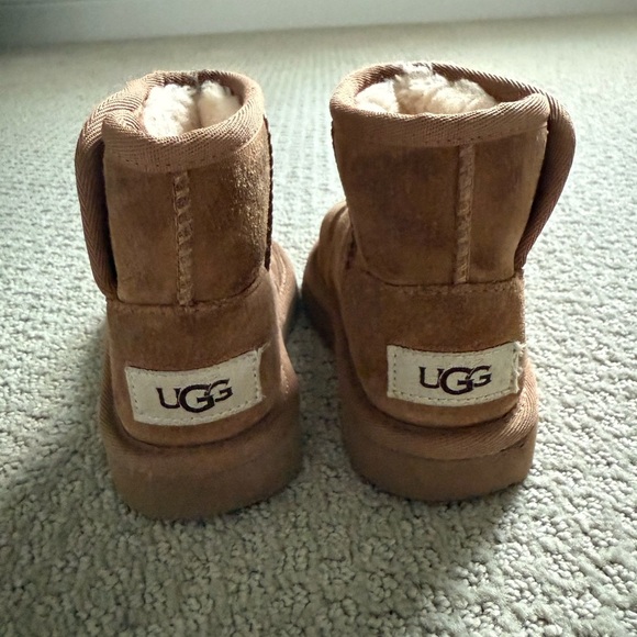 UGG Kids Classic Brown Boots - Picture 3 of 8